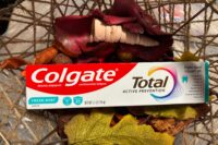 Colgate Total Active Prevention Whitening Fresh Mint Paste Toothpaste 5.1 oz - Image 2