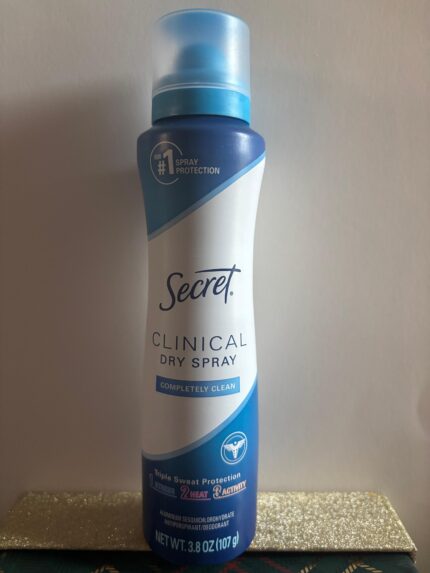 Secret "Clinical Dry Spray"  Completely Clean " 3.8oz