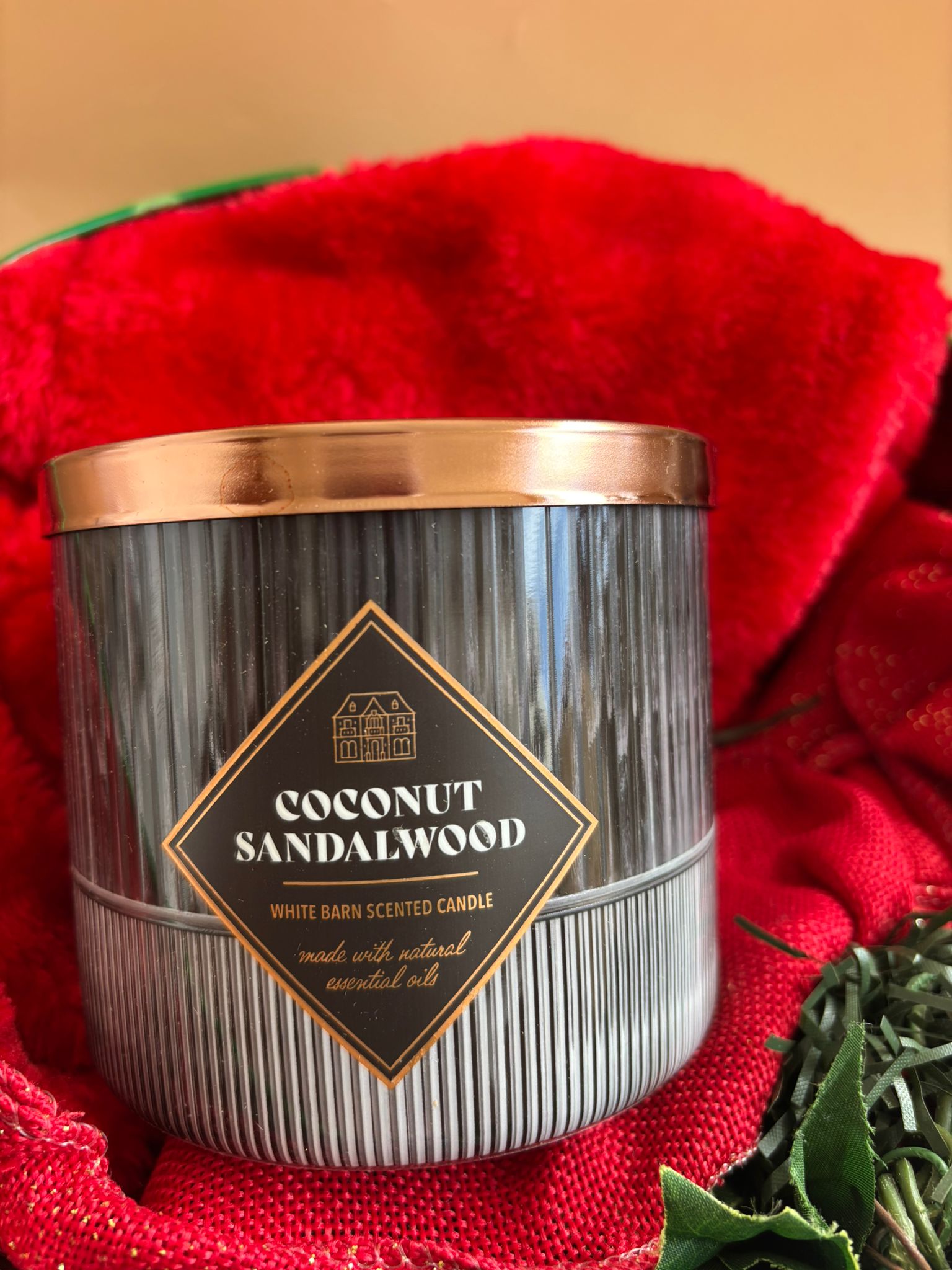 h8 B&B 3-Wick Candle Collection: Coconut Sandalwood - Image 1