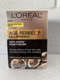 L'Oreal Paris Age Perfect Cell Renewal - Anti -Aging Moisturizer - 1.07oz - Image 2
