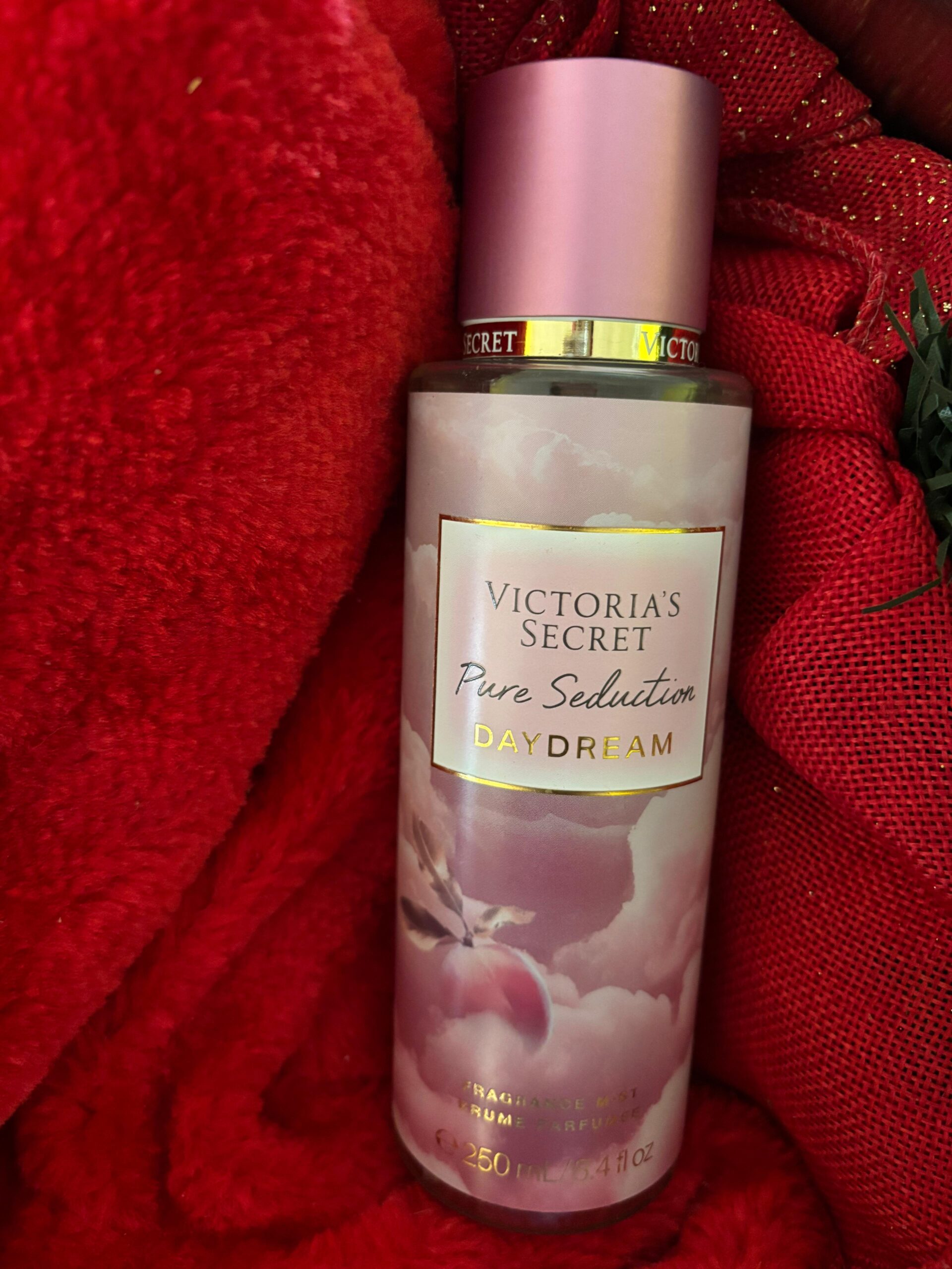 o8 Victoria Secret: Pure Seduction Daydream Fragrance Mist - Image 1