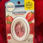 Febreze Small Spaces Bathroom  Berry & Bramble Scent  1p