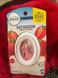 Febreze Small Spaces Bathroom  Berry & Bramble Scent  1p