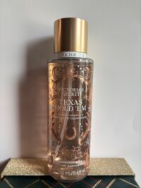 VS: Texas Hold 'Em Desert Vanilla & Southwest Cedarwood [Mist] - Image 2
