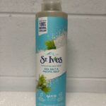 St. Ives Oatmeal & Sea Salt & Pacific Kelp body wash 22floz