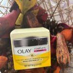 Olay Complete Normal - Daily Moisture Cream with Sunscreen SPF-15 2.0oz