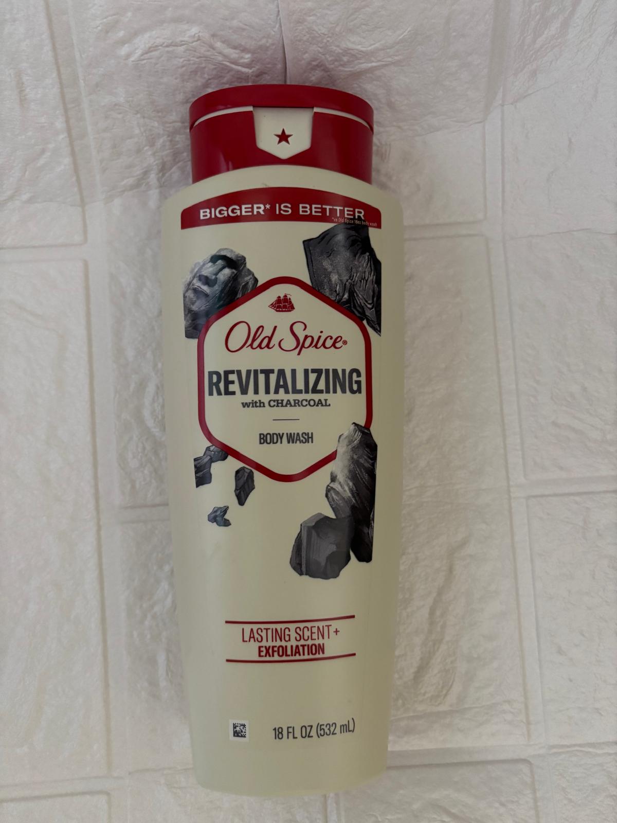 s48 Old Spice Revitalizing with Charcoal Bodywash - 18floz - Image 1