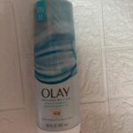 Olay Indulgent Moisture Ribbons Notes of Caribbean Guava & Coconut Oil Bodywash - 20oz