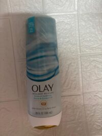 Olay Indulgent Moisture Ribbons Notes of Caribbean Guava & Coconut Oil Bodywash - 20oz