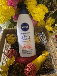Nivea Cherry Blossom & Jojoba Oil 16.9 oz - Image 2