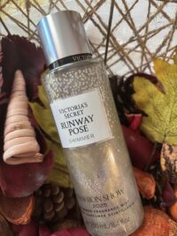 VS: 2025 Collection Fashion Show Runway Pose Shimmer [Fragrance Mist] - Image 2