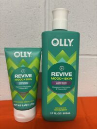 Olly Revive Mood+Skin Refreshing Neroli Dew Vitamin Infused Body Scrub +Wash