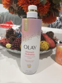 Olay Body Wash for Women, Intensely Hydrating, Hyaluronic Acid Serum Complex, 20 fl oz