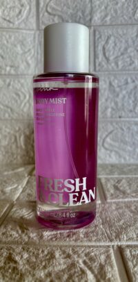 Pink: Fresh & Clean- Sweet Apple, Fresh Tangerine & Sea Spray 8.4floz