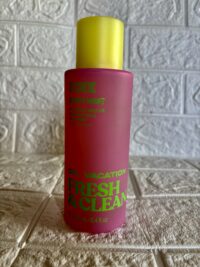 VS Pink : On Vacation Collection: Fresh & Clean Pineapple Nectar, Coconut Milk,  Sea Spray [Mist]