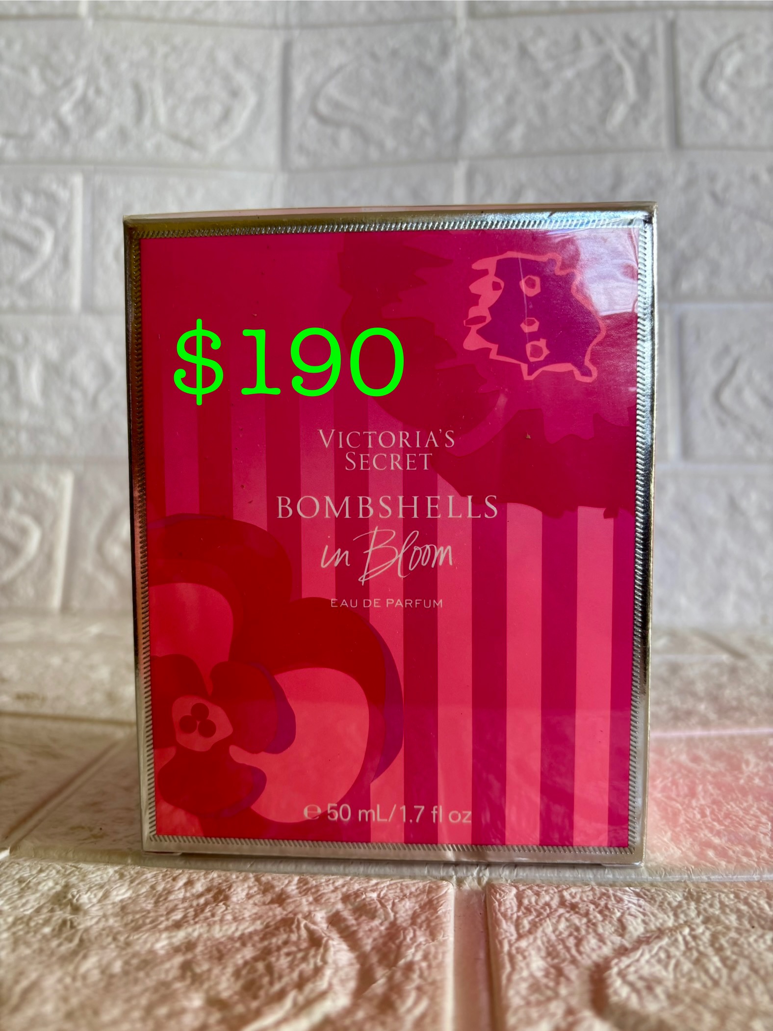 IMG_9057 Victoria Secret Bombshell in Bloom Eau de Perfume 1.70z - Image 1