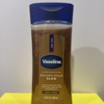 Vasline Glazed & Glisten Golden Hour Glow   Gel Oil - Vanilla & Cocoa